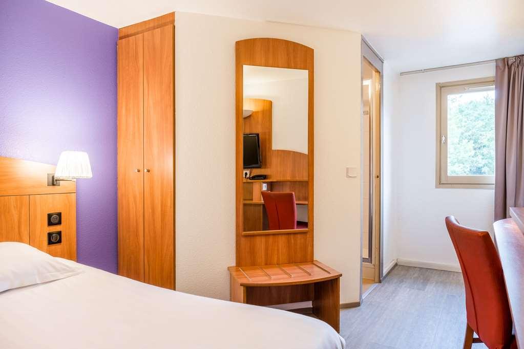Comfort Hotel Grenoble Мейлан Номер фото